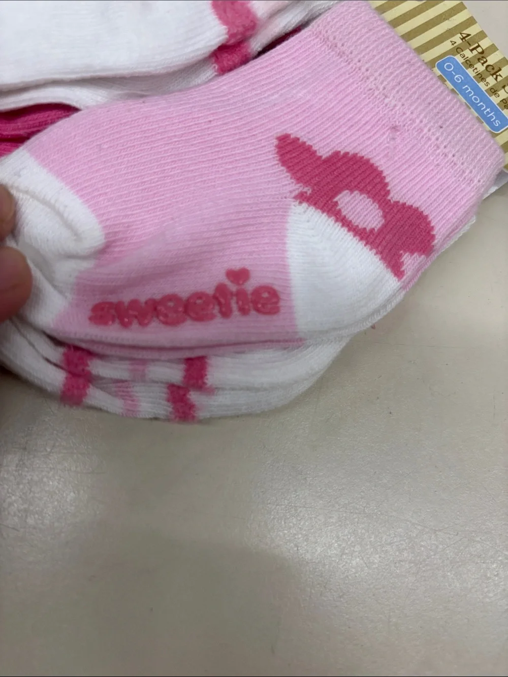 NWT Carter's Baby Sock 4-Pack in Pink and White
